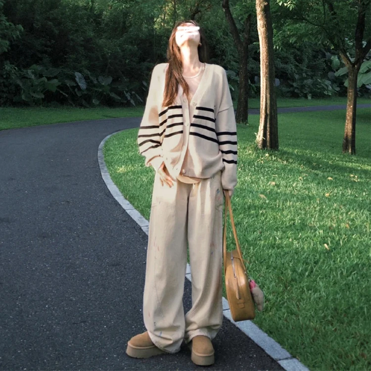 休闲撞色条纹v领长袖针织开衫外套女2024秋冬高级感宽松外搭上衣