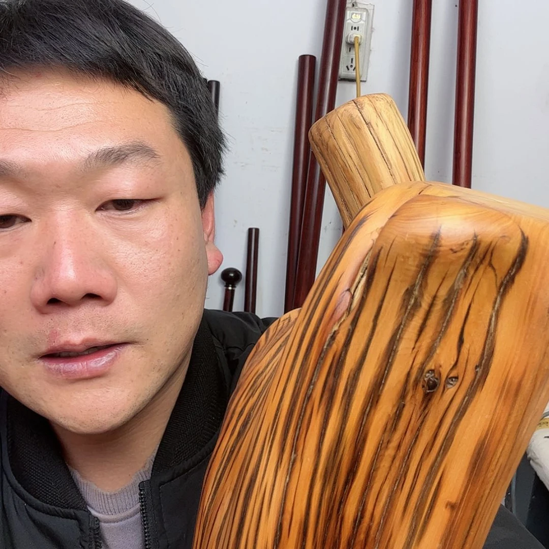 【闪购商品】红贵宝5****翼