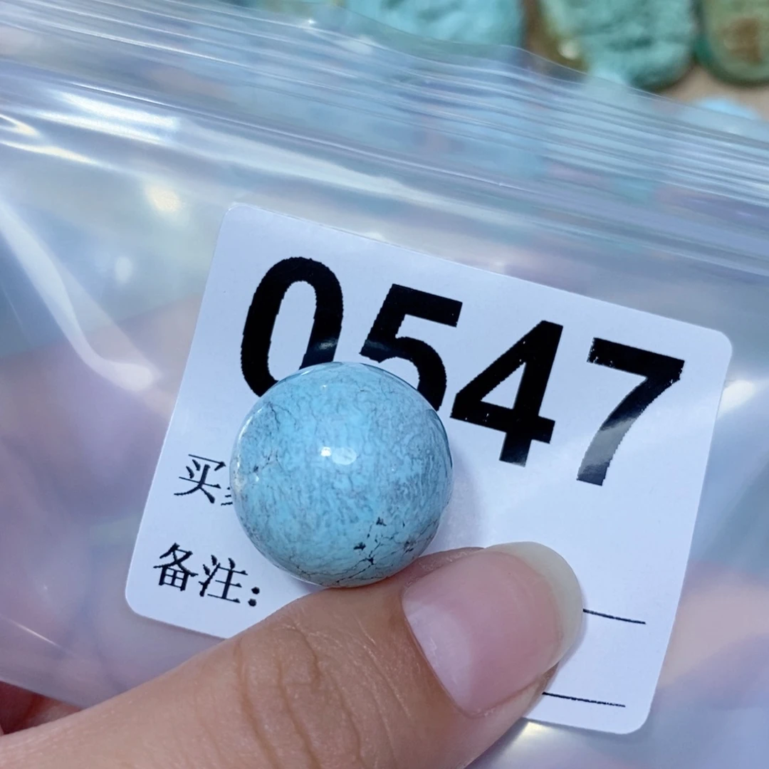 绿松石配饰未镶嵌小****了
