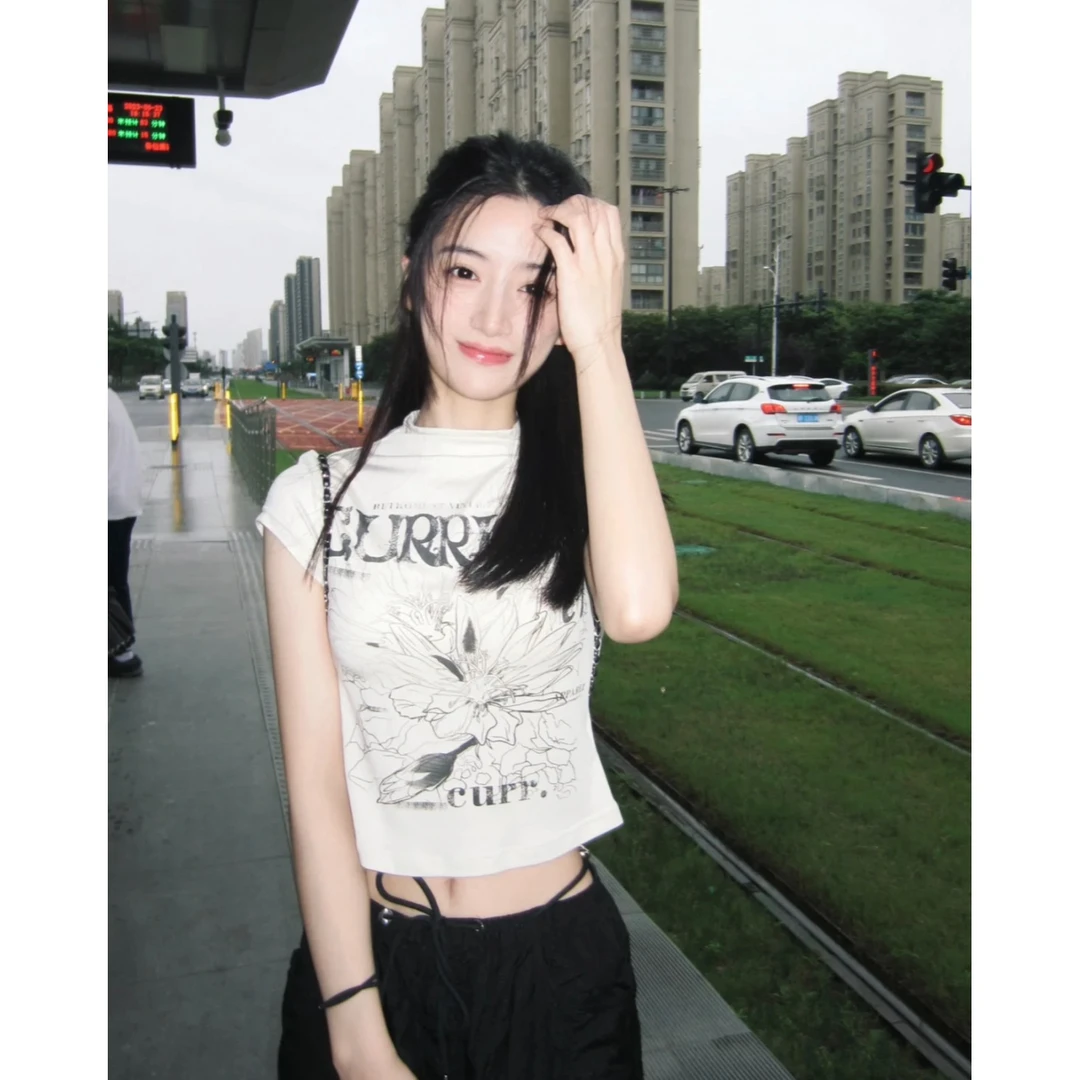 夏季半高领短款印花设计感修身显瘦内搭辣妹短袖小众复古T恤女ins
