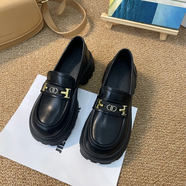 2023新款简约大气复古厚底松糕乐福鞋皮鞋女