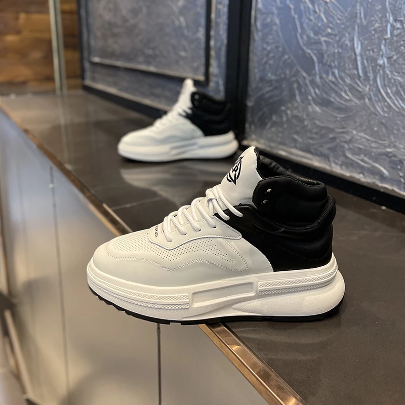 (断码低价捡漏)爆款冬季高帮小白鞋潮流百搭皮面高帮厚底增高休闲