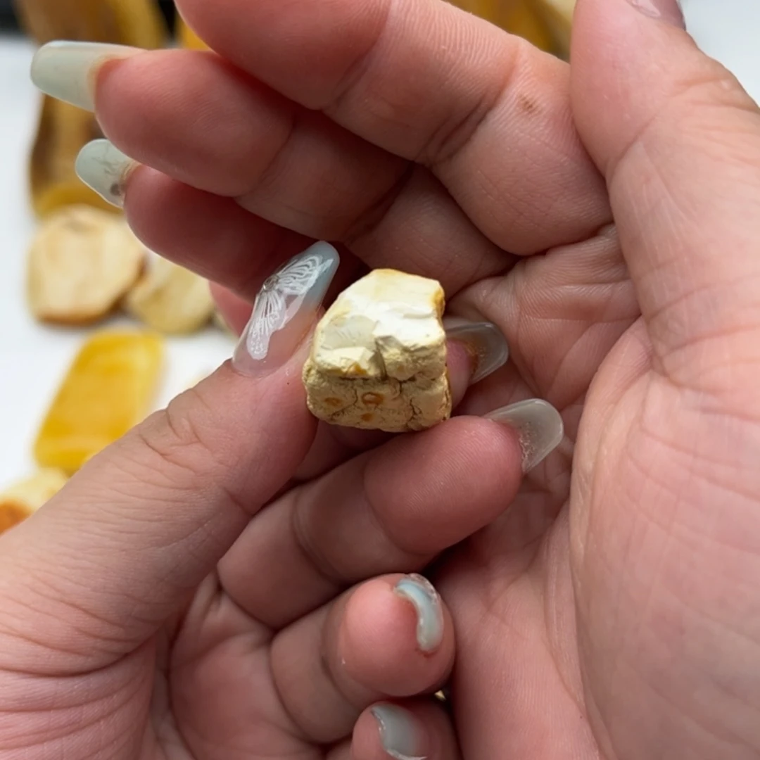 定制琥珀未镶嵌嗨**哒