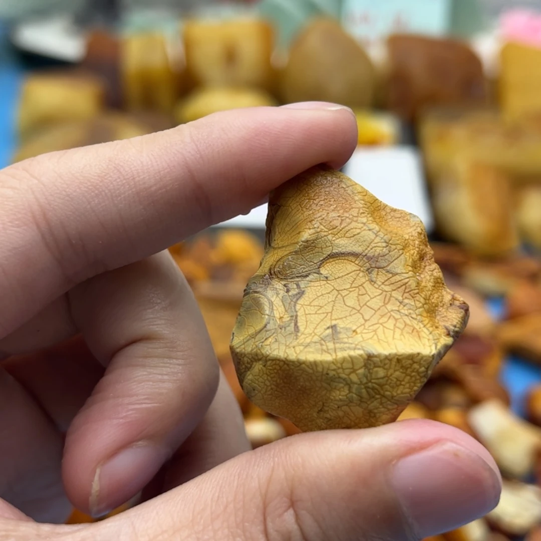 【闪购商品】定制琥珀未镶嵌退*步