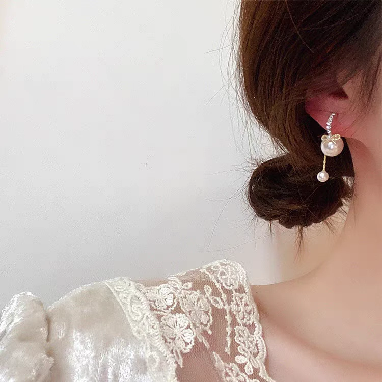 铜合金仿珍珠耳饰 时尚长款防珍珠气质百搭高级感个性长款耳环