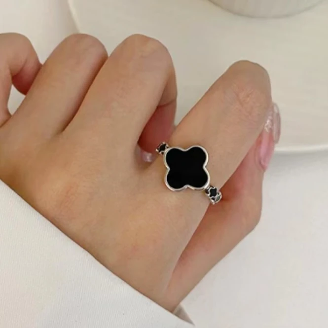 925银戒指 s925纯银简约个性黑色四叶草小清新女韩版时尚戒指女