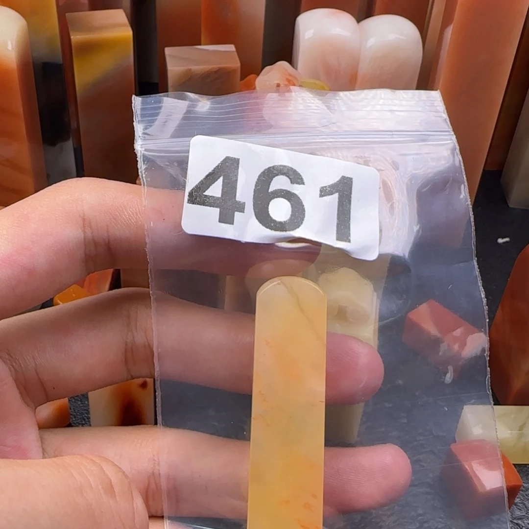 老挝石小**妈jnjkjkkkkkkl