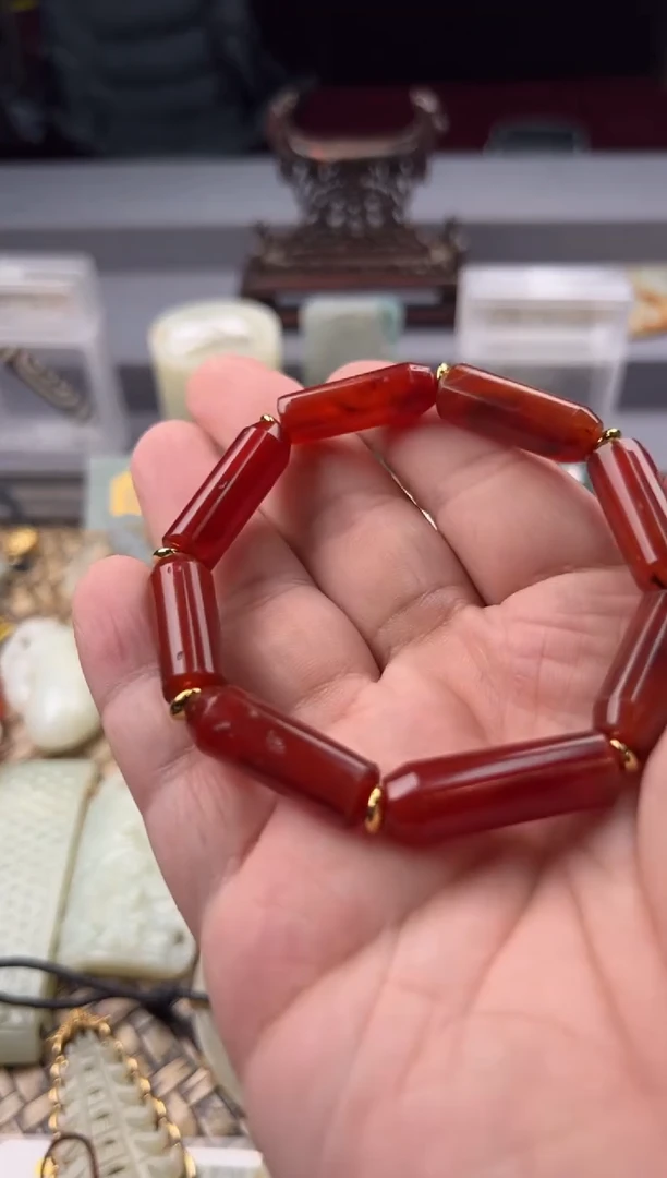 【闪购商品】玛瑙格古子弹头管珠手串