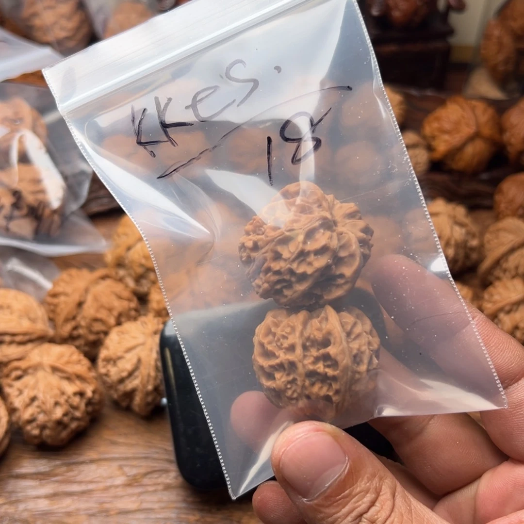 文玩核桃把件k**s苹果园