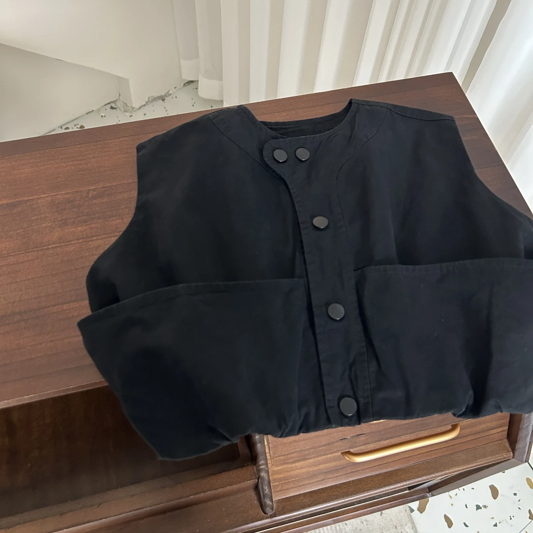 儿童黑色大口袋马甲2024年新款男童百搭上衣BMQ1722