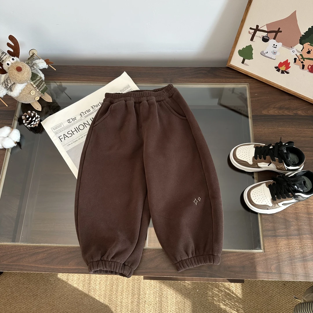 儿童卫裤2024年新款男童咖色加绒休闲卫裤BMD3523