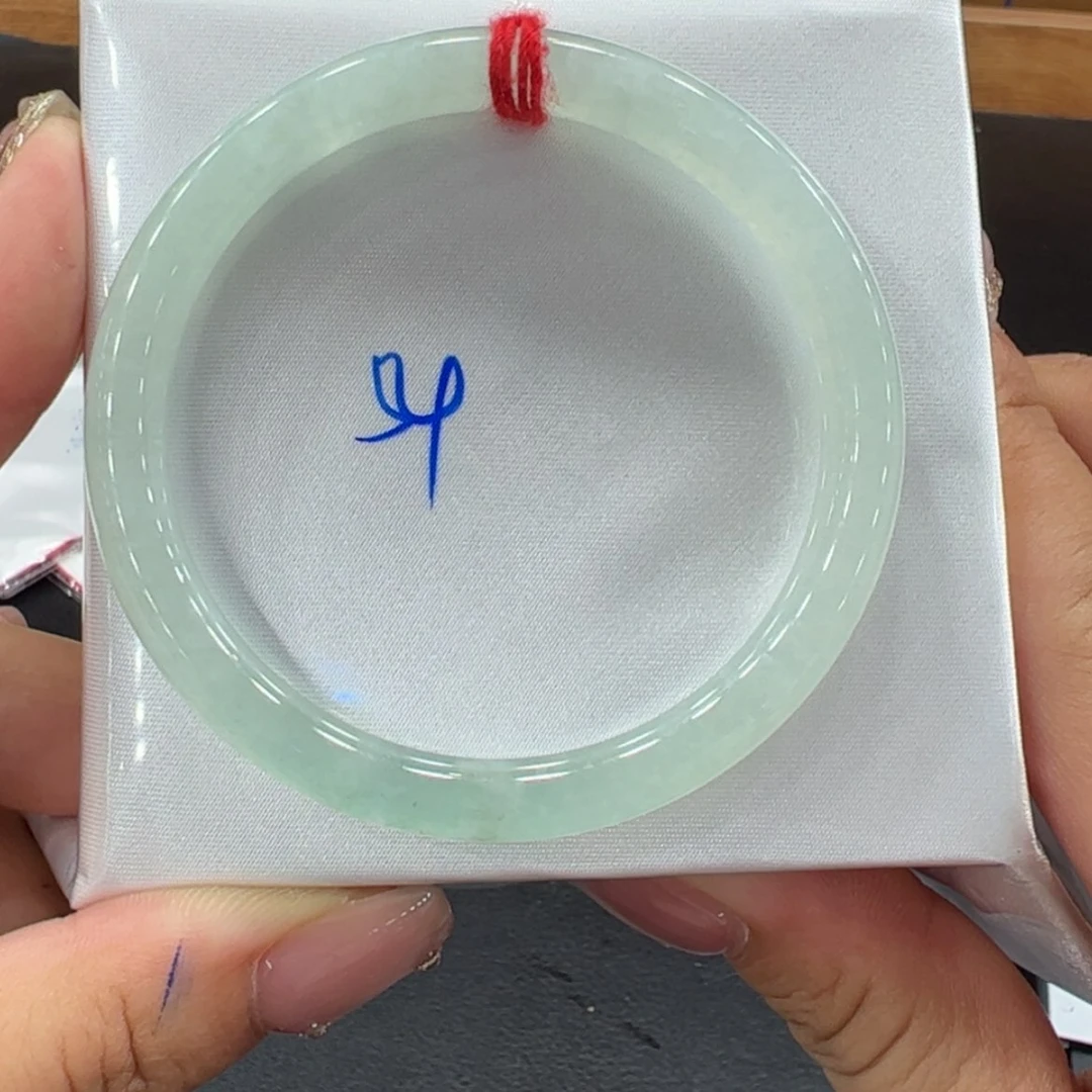 【闪购商品】翡翠手镯未镶嵌手镯