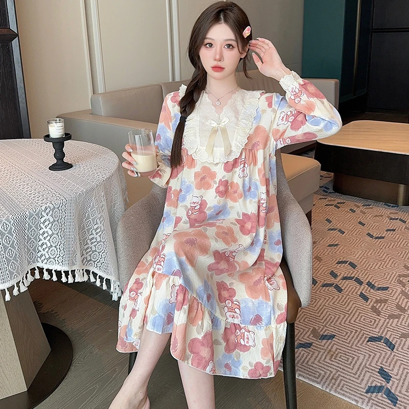 200斤穿大码秋季新款睡裙公主风甜美长袖宽松孕妇可穿蕾丝碎花裙