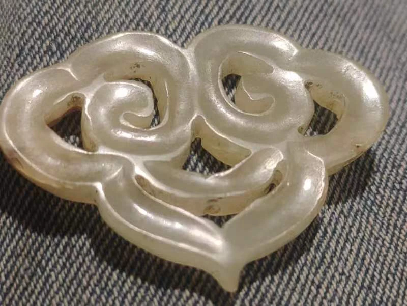 明 和田玉 祥云帽正