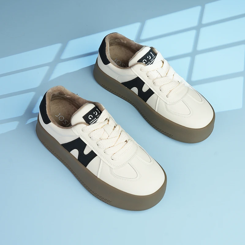 卓诗尼时尚德训鞋女2024新款春秋百搭复古阿甘休闲板鞋厚底小白鞋