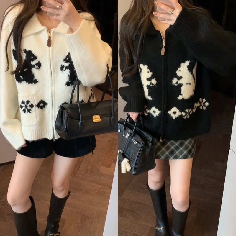 【mimius】悦悦 可爱松鼠图案软糯拉链翻领长袖针织衫 WF11023