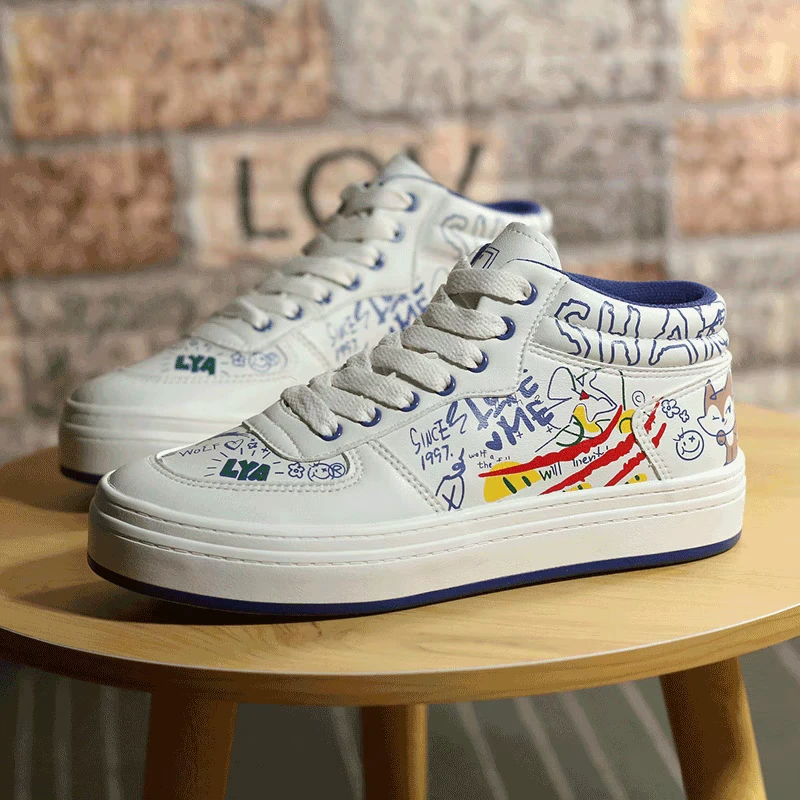 人本皮面涂鸦板鞋 厚底百搭休闲鞋【2906】