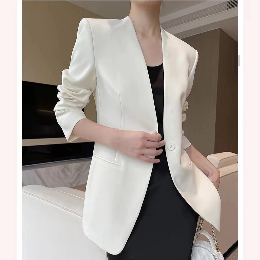 白色西装女外套高级感2025新款秋休闲V领宽松气质上衣西服