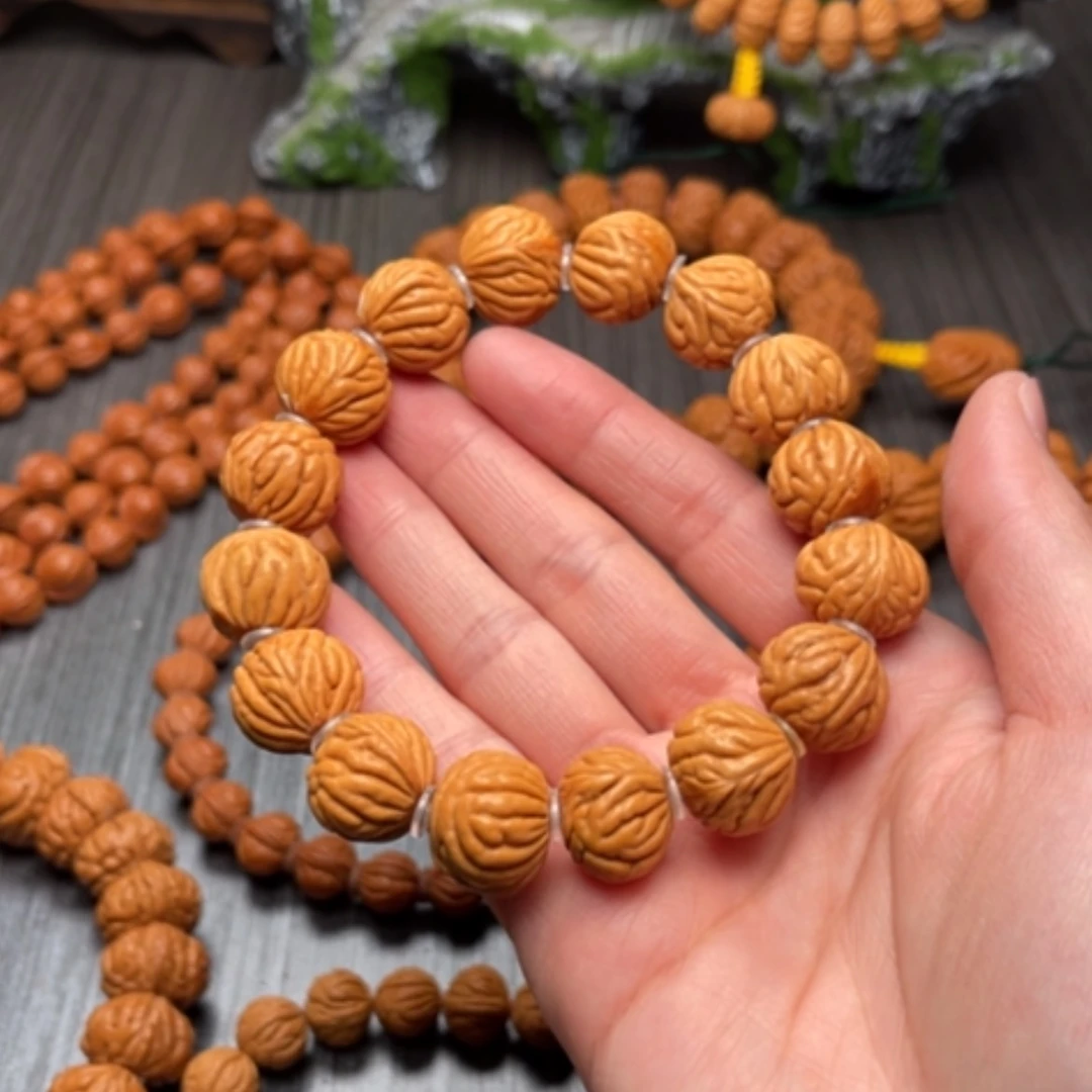 【闪购商品】桃核手串11
