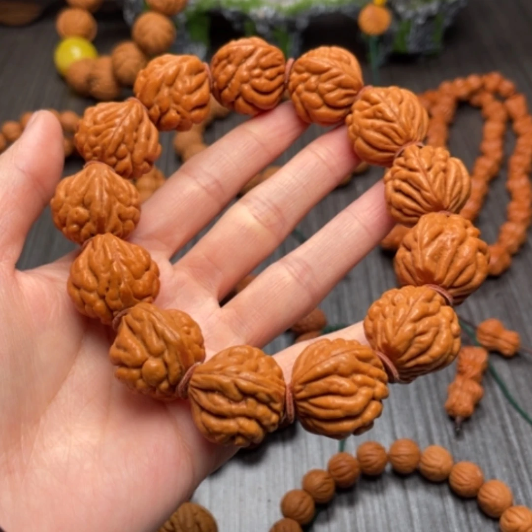 【闪购商品】桃核手串杨