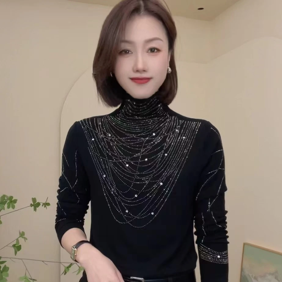 2024秋冬半高领洋气烫钻T恤时尚百搭设计感长袖气质简约女士小衫