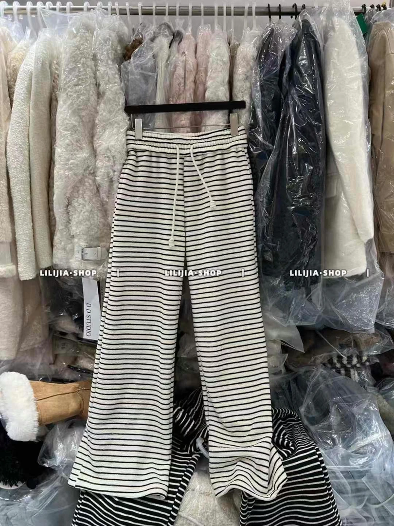 【慢生活】新款休闲字母加厚卫衣+休闲条纹裤