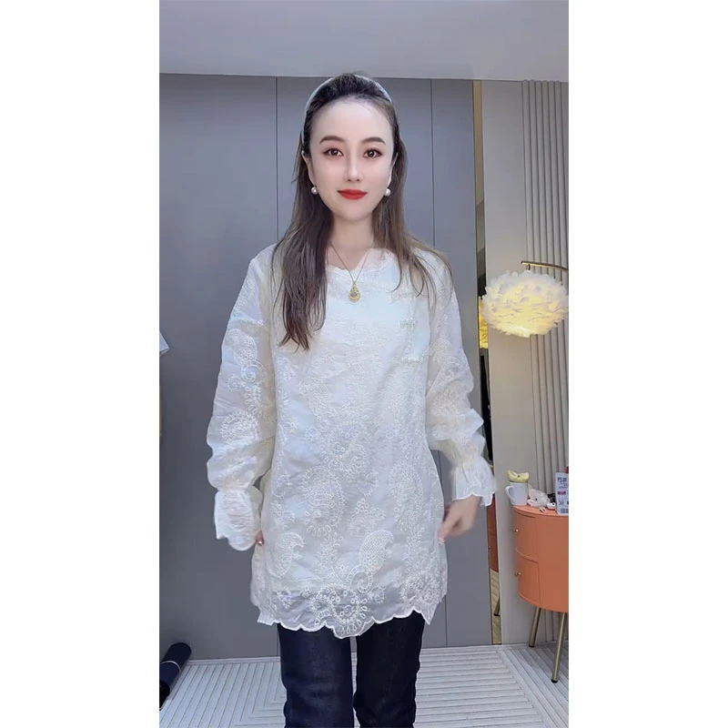 新中式复古盘扣绣花圆领长袖衬衫秋冬网红新款时尚宽松百搭打底衫