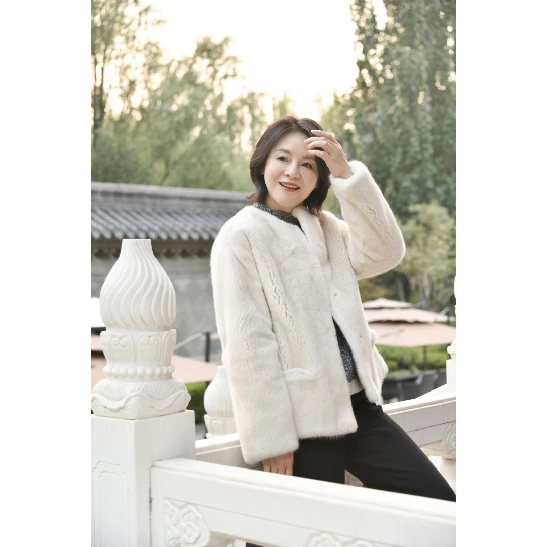 我是摩羯 小暖炉 时尚轻盈水diao冬日双色毛呢外套百搭经典小香风