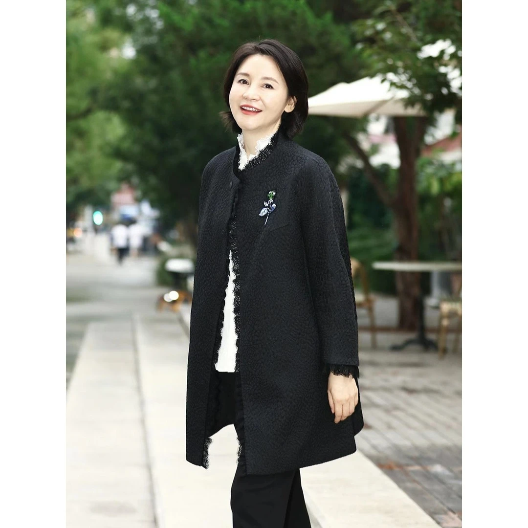 我是摩羯 熠熠生辉 精美手工钉珠凹凸肌理感国风蕾丝花边大衣外套
