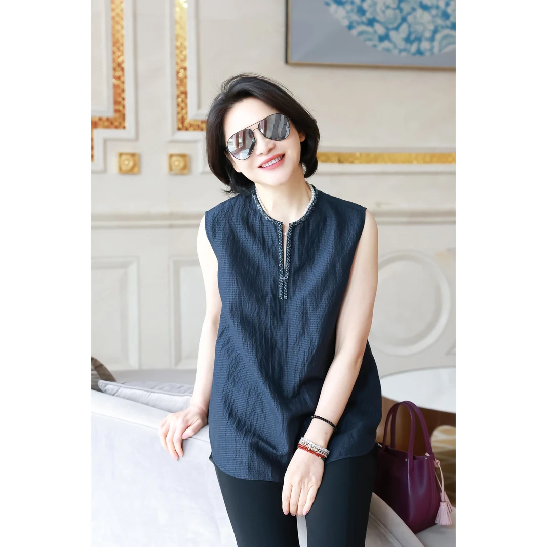 我是摩羯 精致BC风 6A级桑蚕丝亚麻泡泡纱肌理钉珠短袖无袖小衫