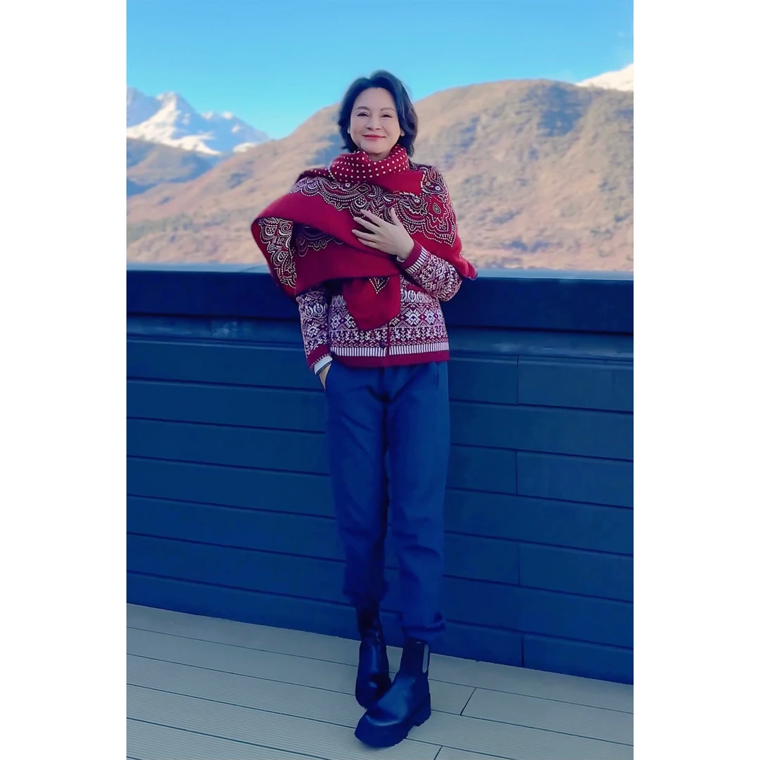 我是摩羯 限量jingle Bells 90s及细巴素兰羊毛费尔岛提花针织衫