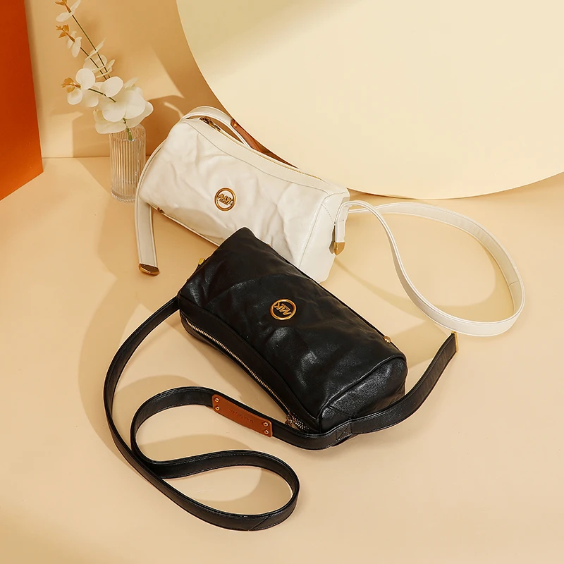 佳人 个乐包包无性别主义褶皱黑石包单肩斜挎包2024新款箭头包女