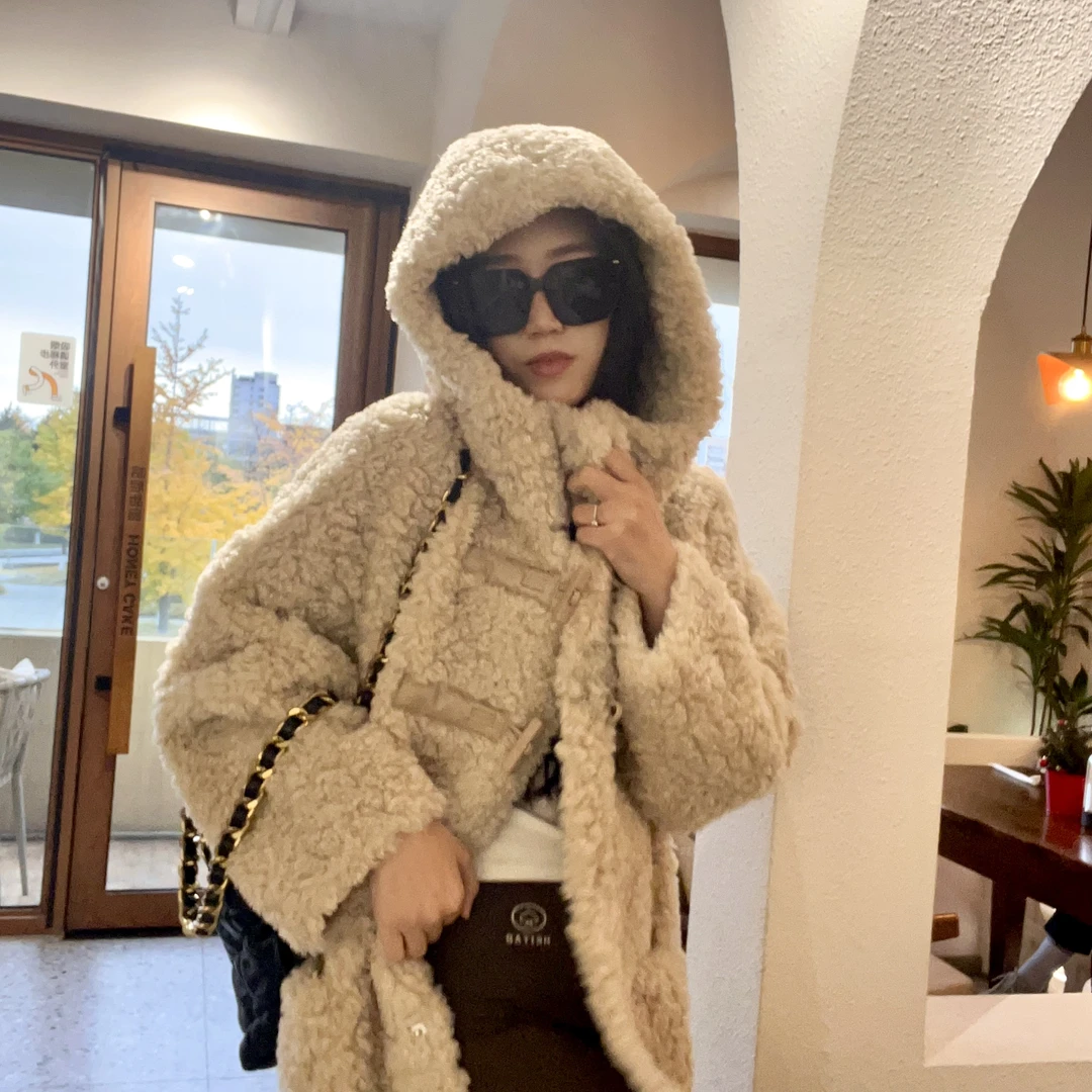 学院风韩版牛角扣连帽冬季韩系毛毛外套加厚百搭网红秋冬时尚
