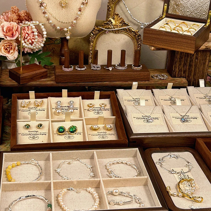 时尚美丽饰品随机一件