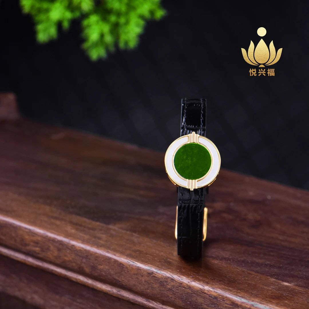 天然缅甸A货翡翠圆牌手牌吊坠两用款多样性发（不赠链）