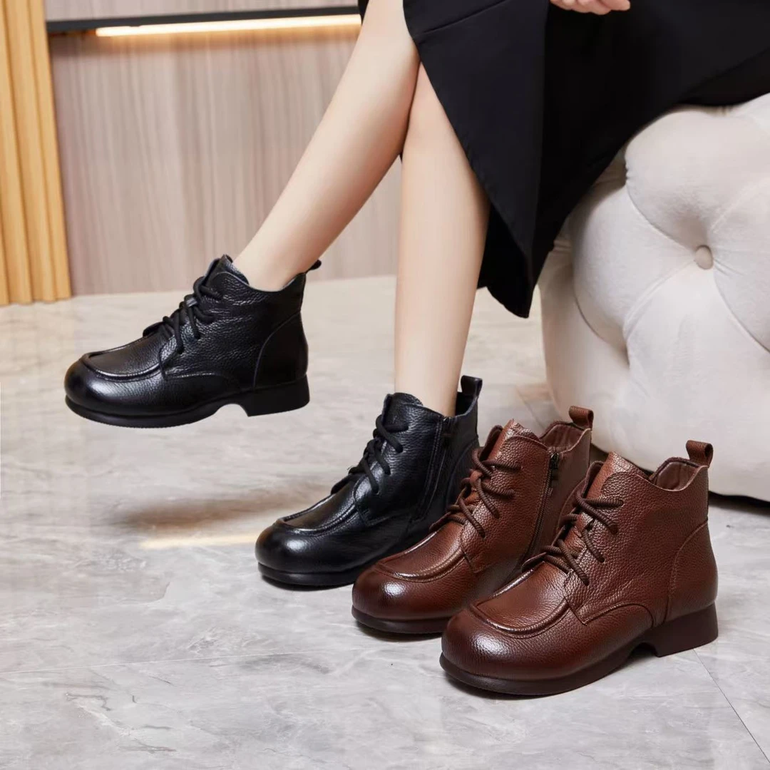 2024新款头层牛皮冬季短筒靴子复古高帮短靴休闲加厚鞋前系带棉靴