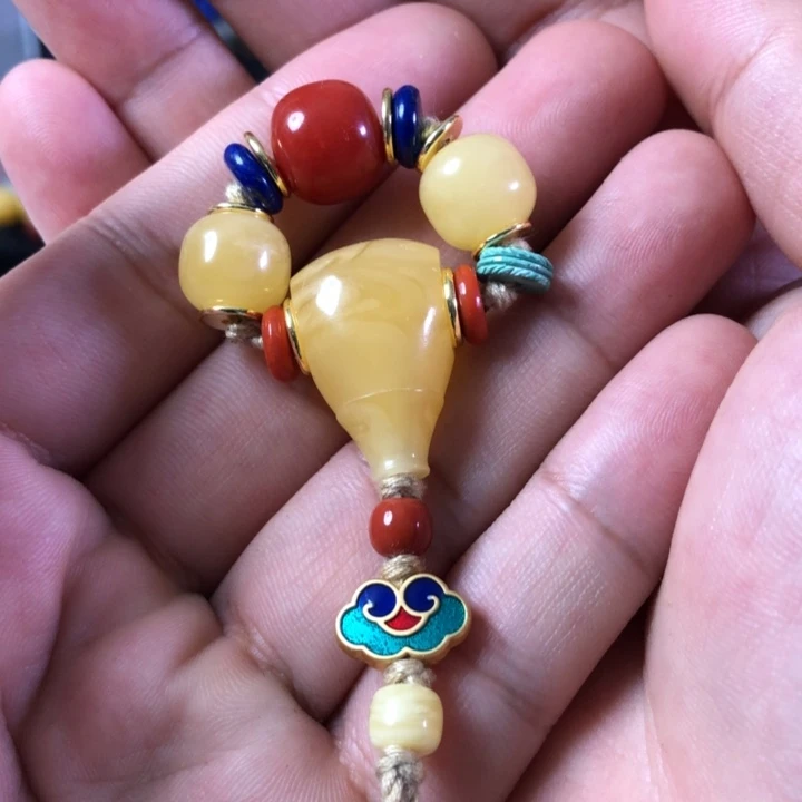 蜜蜡珠宝奇石未镶嵌