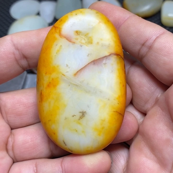 和田玉珠宝奇石未镶嵌