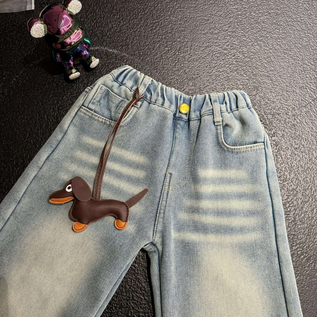 秋冬季女童浅蓝色磨白后兜豹纹休闲牛仔裤229