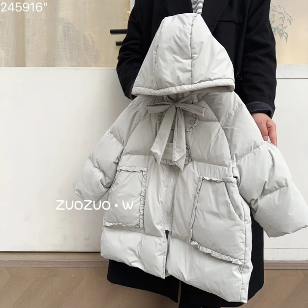 冬季女童纯色连帽口袋花边扣系绳萌娃绒服外套245916