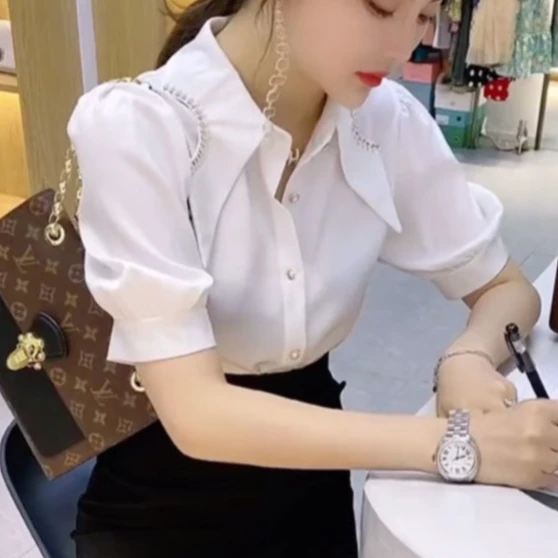 短袖气质上衣时尚百搭钉珠设计感洋气雪纺衫衫女方领显瘦小众夏季