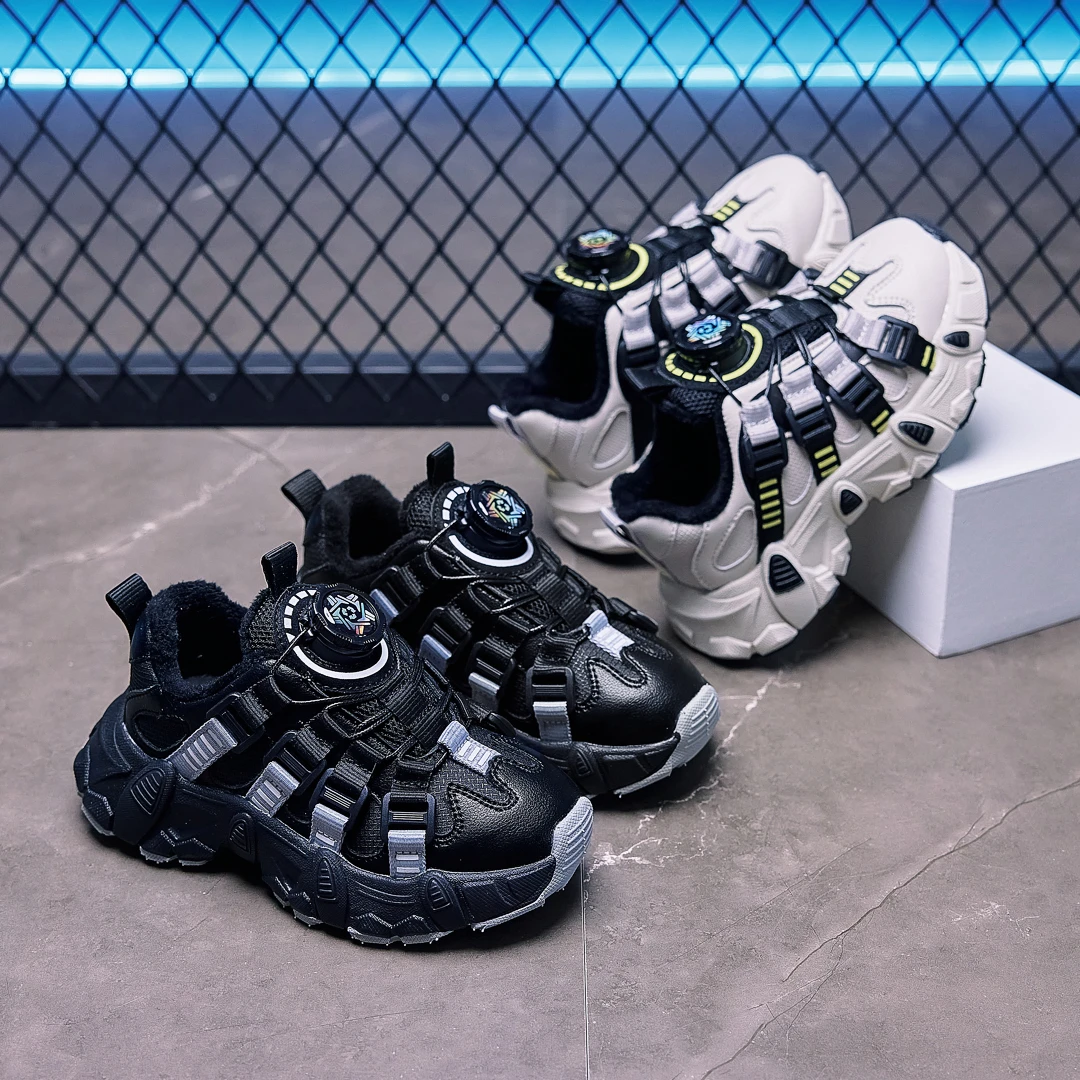 2024冬季新款加绒旋转纽扣运动鞋男童跑步鞋时尚百搭女童老爹鞋子