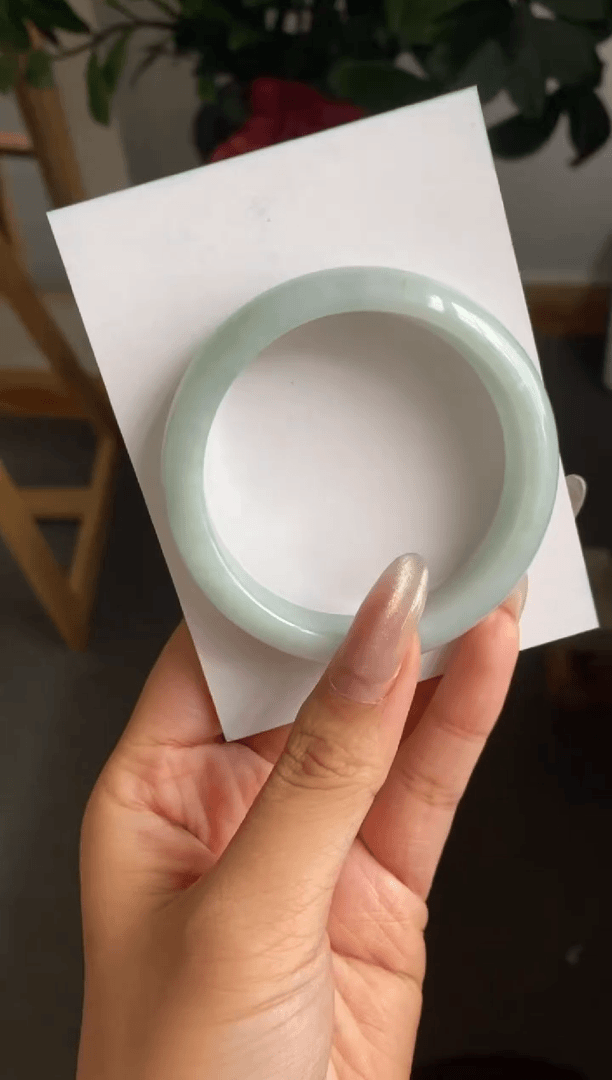 【闪购商品】翡翠手镯未镶嵌54圈口