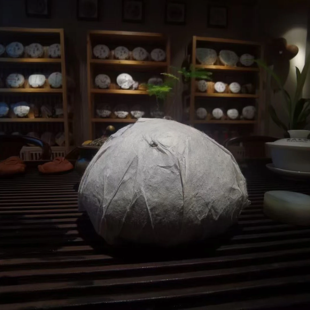 曼撒沱  白纸裸沱 2010春500克/沱