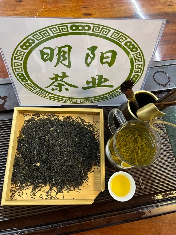 茉莉花茶（黑美人）