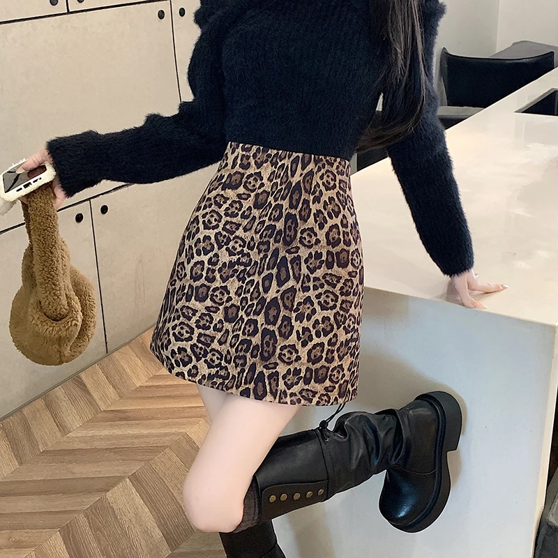 复古毛呢豹纹半身裙女秋冬高腰显瘦a字半裙高级感防走光包臀短裙