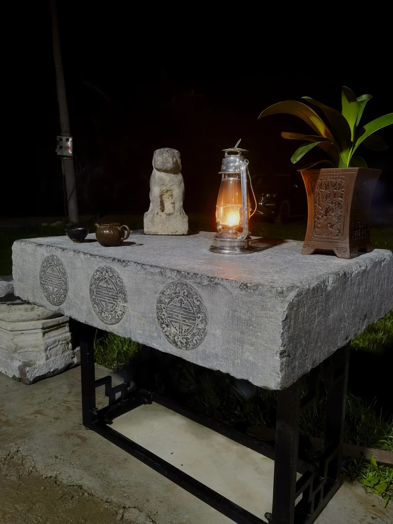 新到清代精品团寿石桌一个