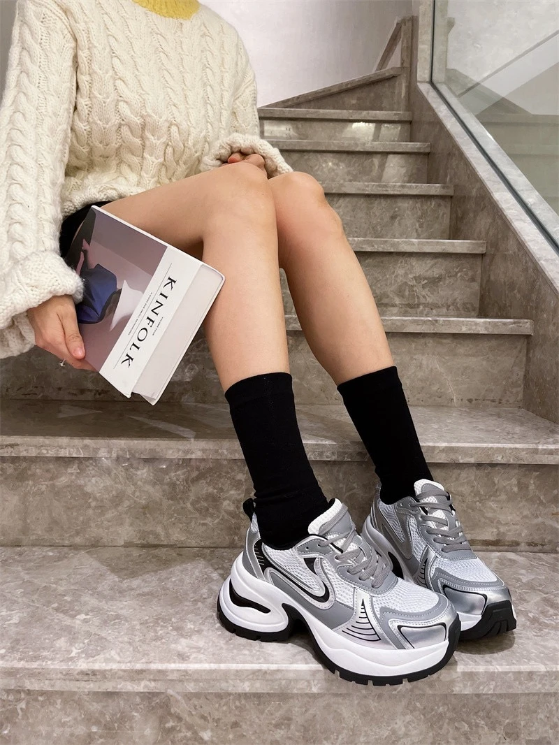 露思做旧脏脏鞋同款银色女款百搭超火增高休闲透气老爹鞋12D5035