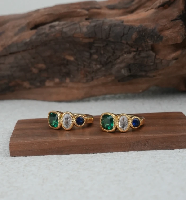 铜合金合成锆石耳饰 A0049轻奢感气质时尚百搭简约精致个性创意