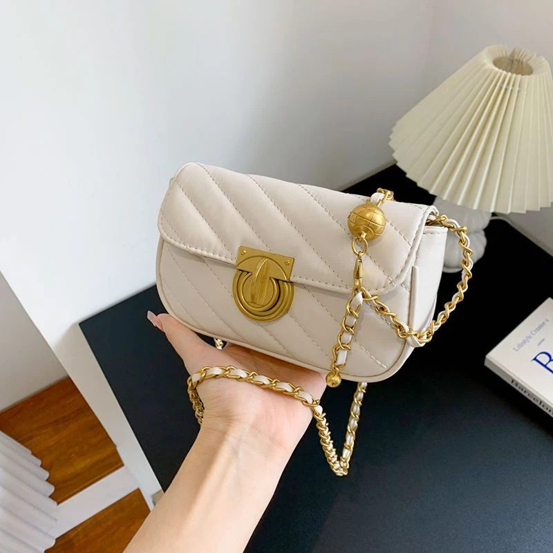 高级质感菱格链条斜挎小包包女2022秋冬新款潮百搭质感单肩小方包